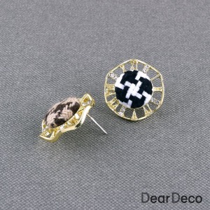 로마숫자 트위드단추 귀걸이 은침(1쌍)유니크한 포인트귀걸이 패션악세사리 m2109-25