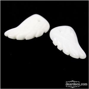 백옥 날개조각(길이18~19mm 1개)원석재료 악세사리부자재 g1202-01
